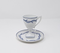 Paire tasse collector Giraud sur pied décor ronce 40 euros